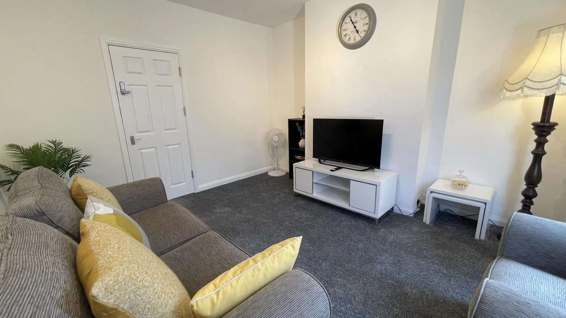 Robinhuts - 3 Bed Accommodation -Perfect For Contractors, Families & Students Kingston upon Hull 0*,  Großbritannien